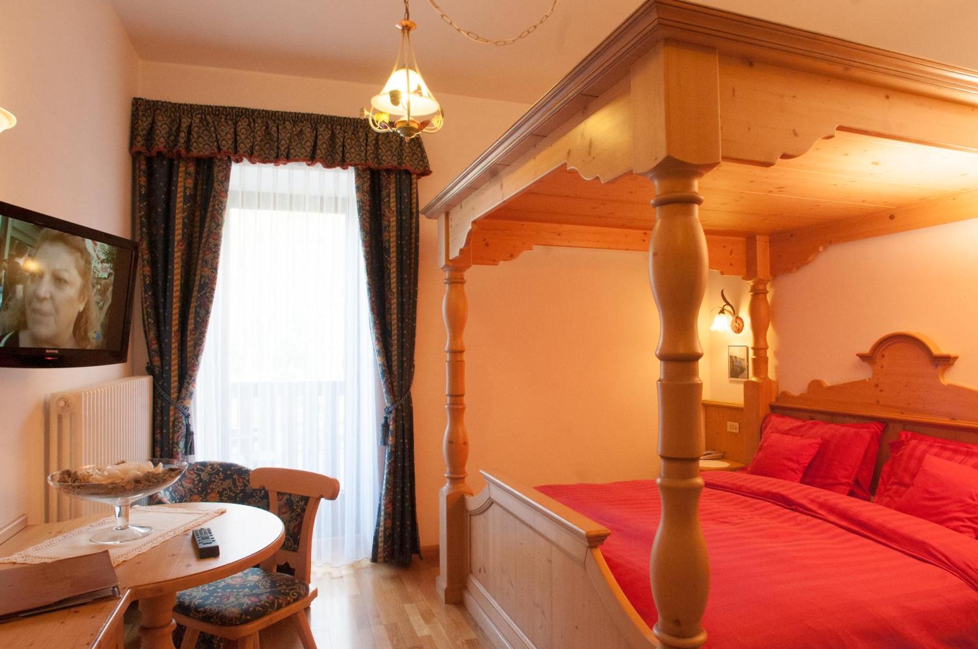 Lavaredo Hotel 3*